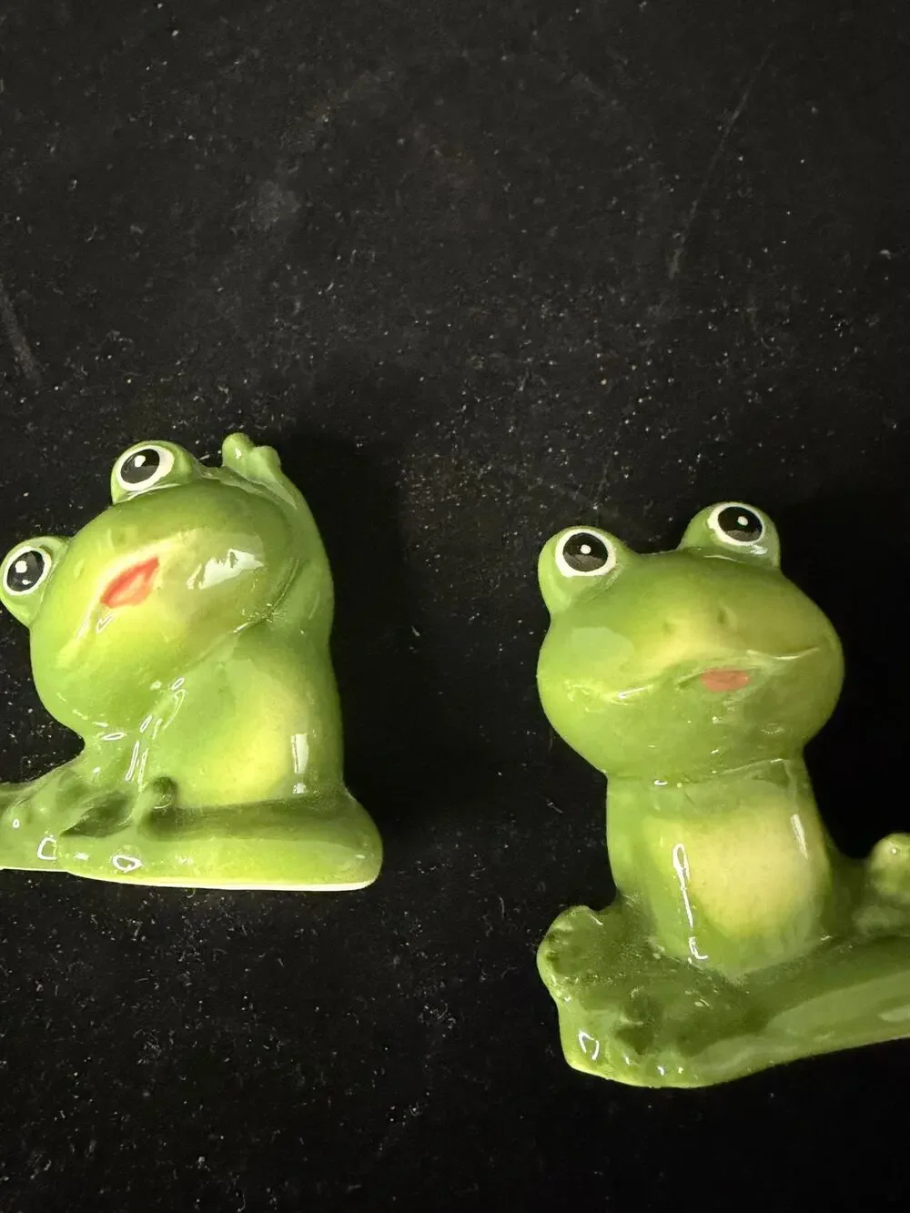 Vintage Green Frog Salt & Pepper Shakers Figural Ceramic Whimsical Pair